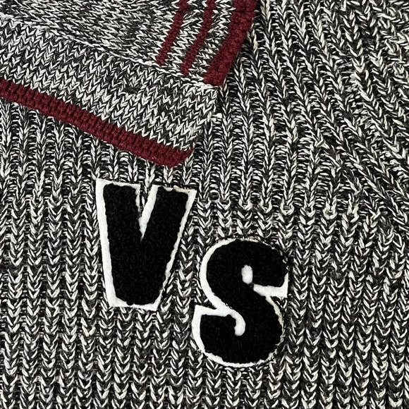 Victoria’s Secret Gray Maroon Patch Varsity Cardigan Sz Small Like New Academia - Picture 4 of 13